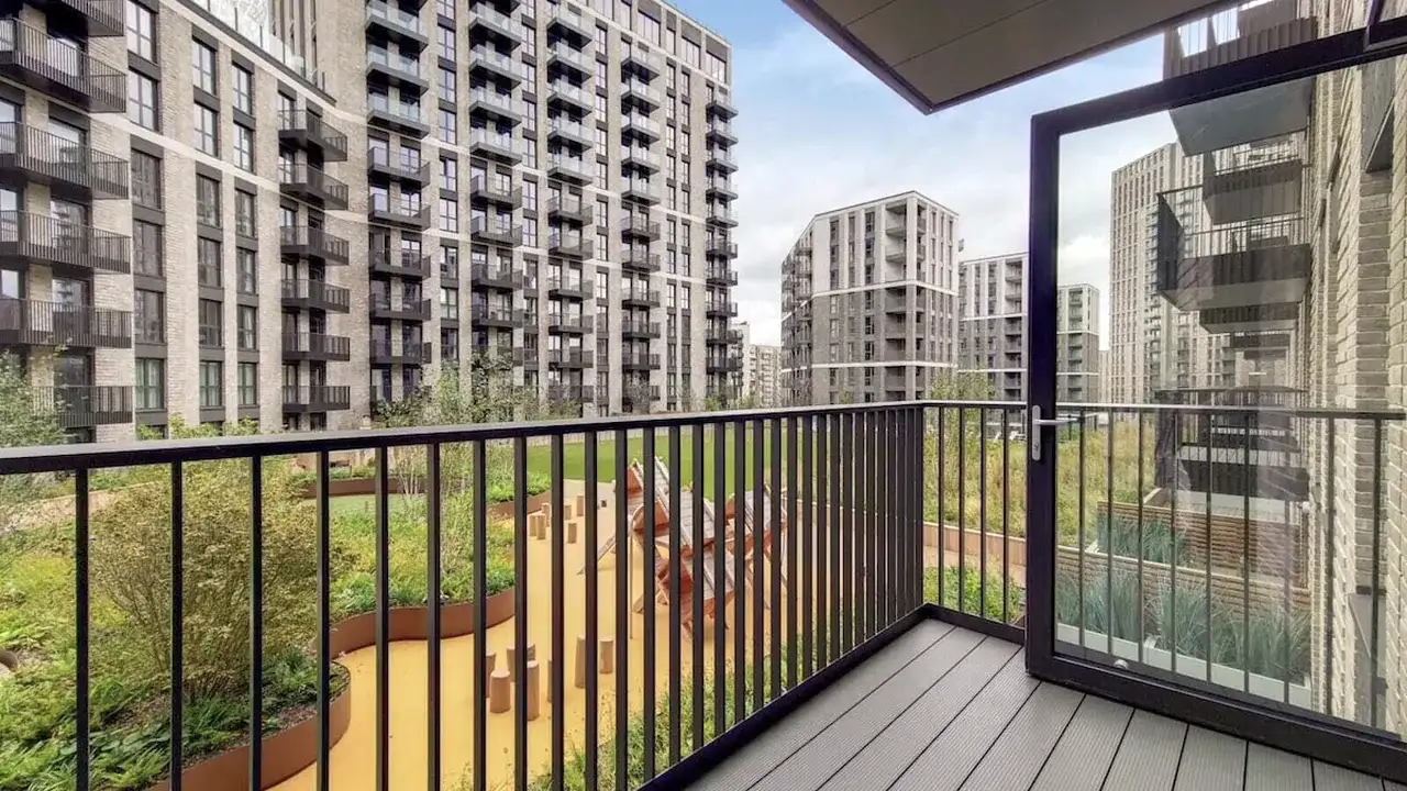 The Robinson Apartment